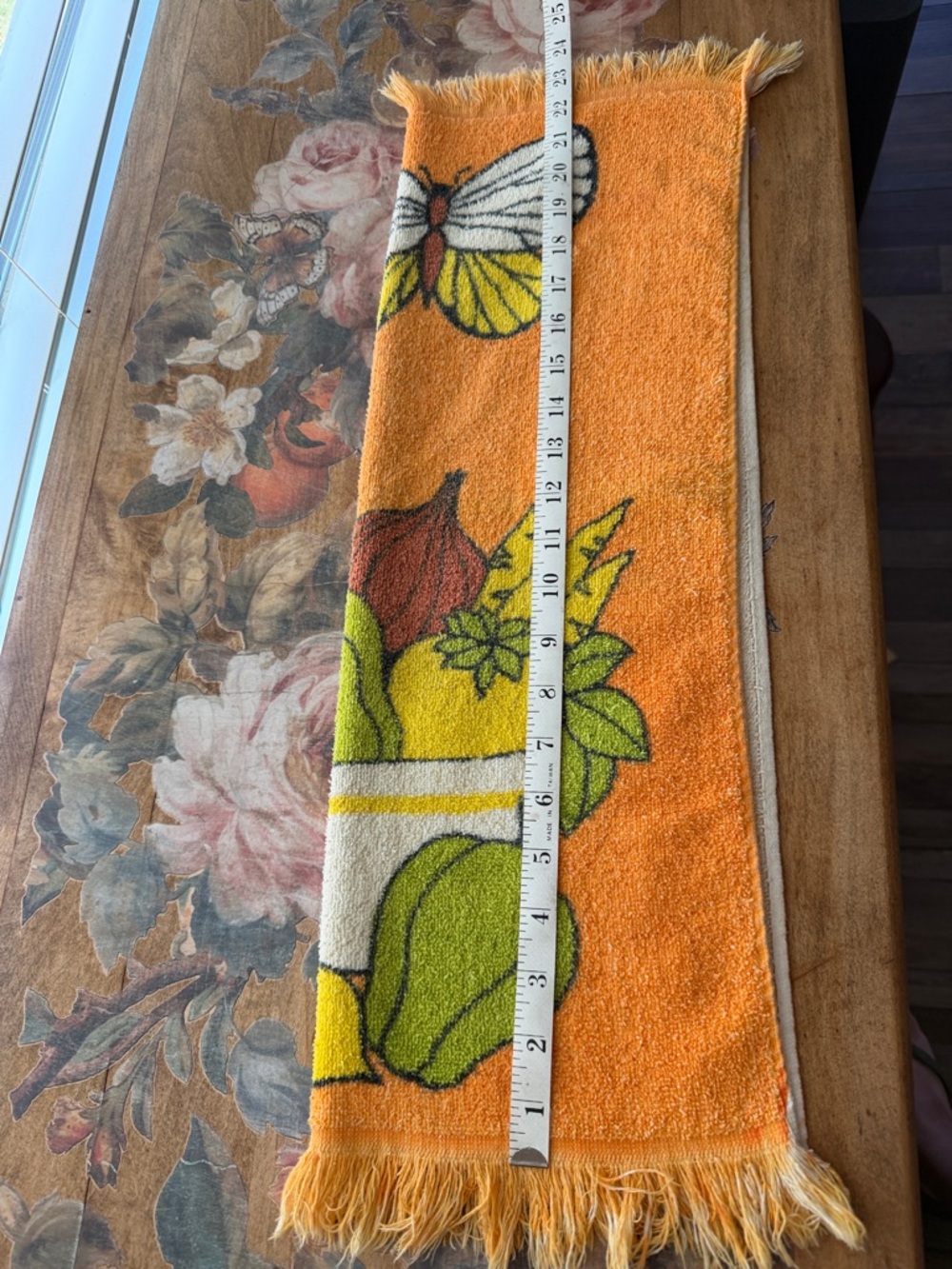Vintage MCM 1970s Terry Cloth Kitchen Towel  Butterfly, Pepper Mill & Veggies - Picture 10 of 11